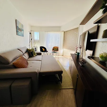 Bel Port Vauban A 100m Des Plages