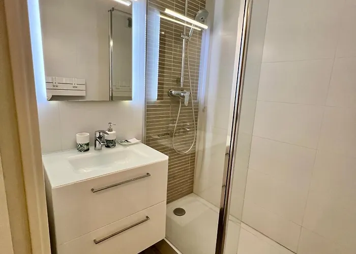 Bel Port Vauban à 100m Des Plages Appartement Antibes